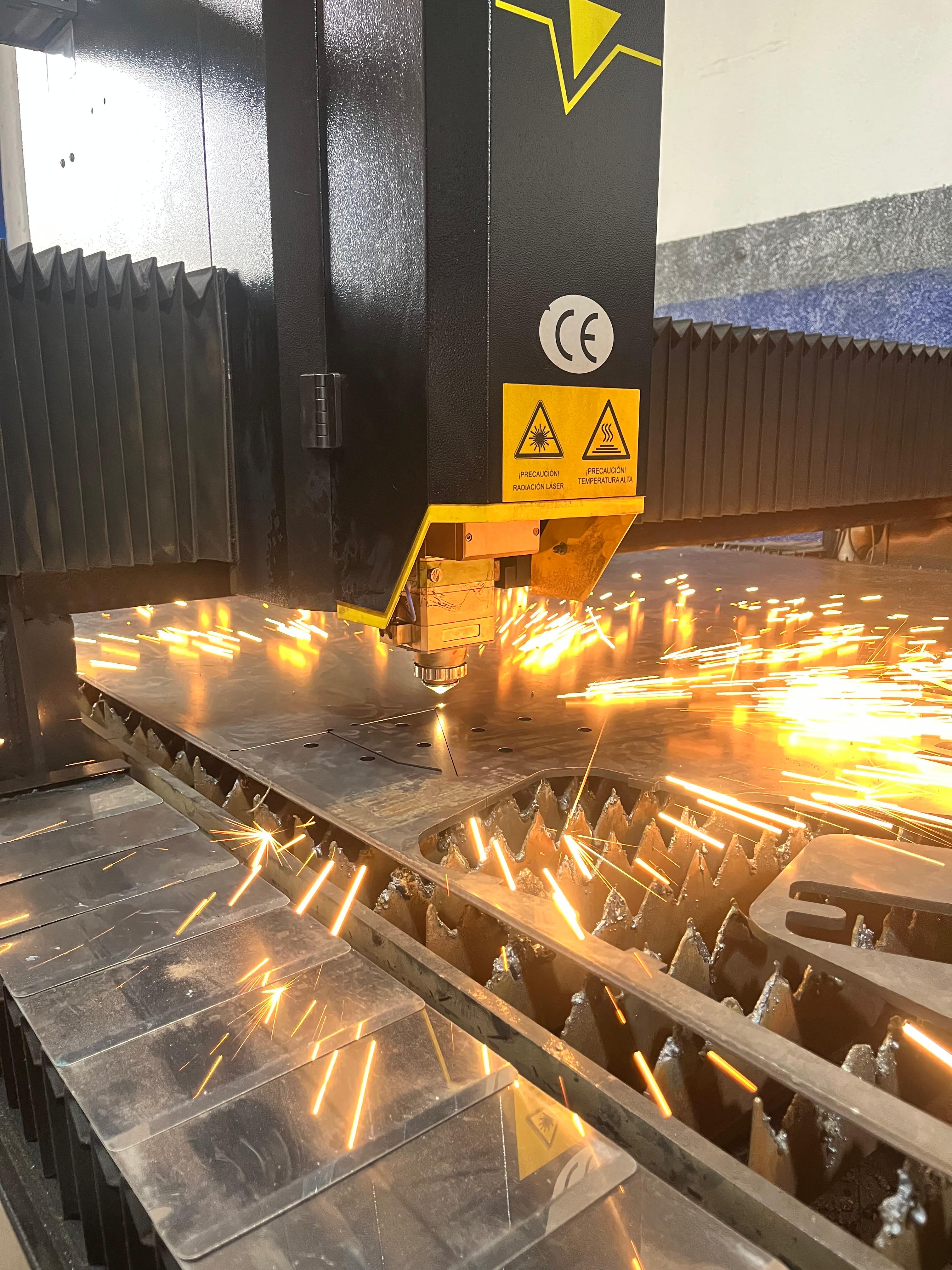 Producción y servicios